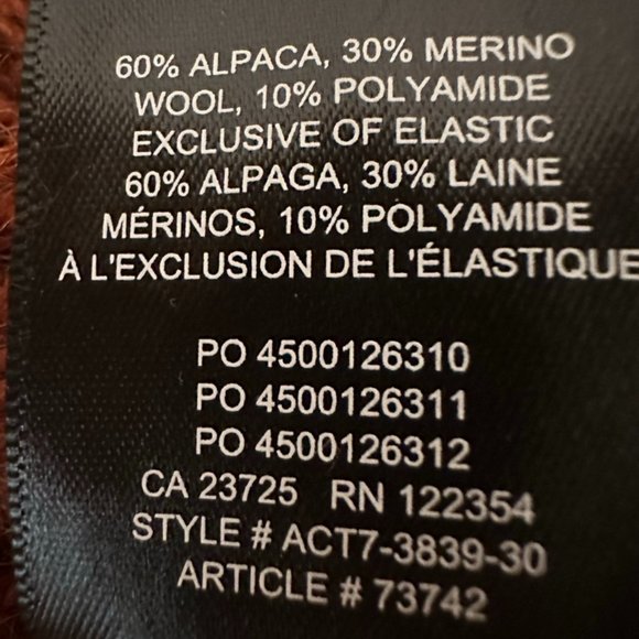 Aritzia Cardigan - Picture 5 of 8